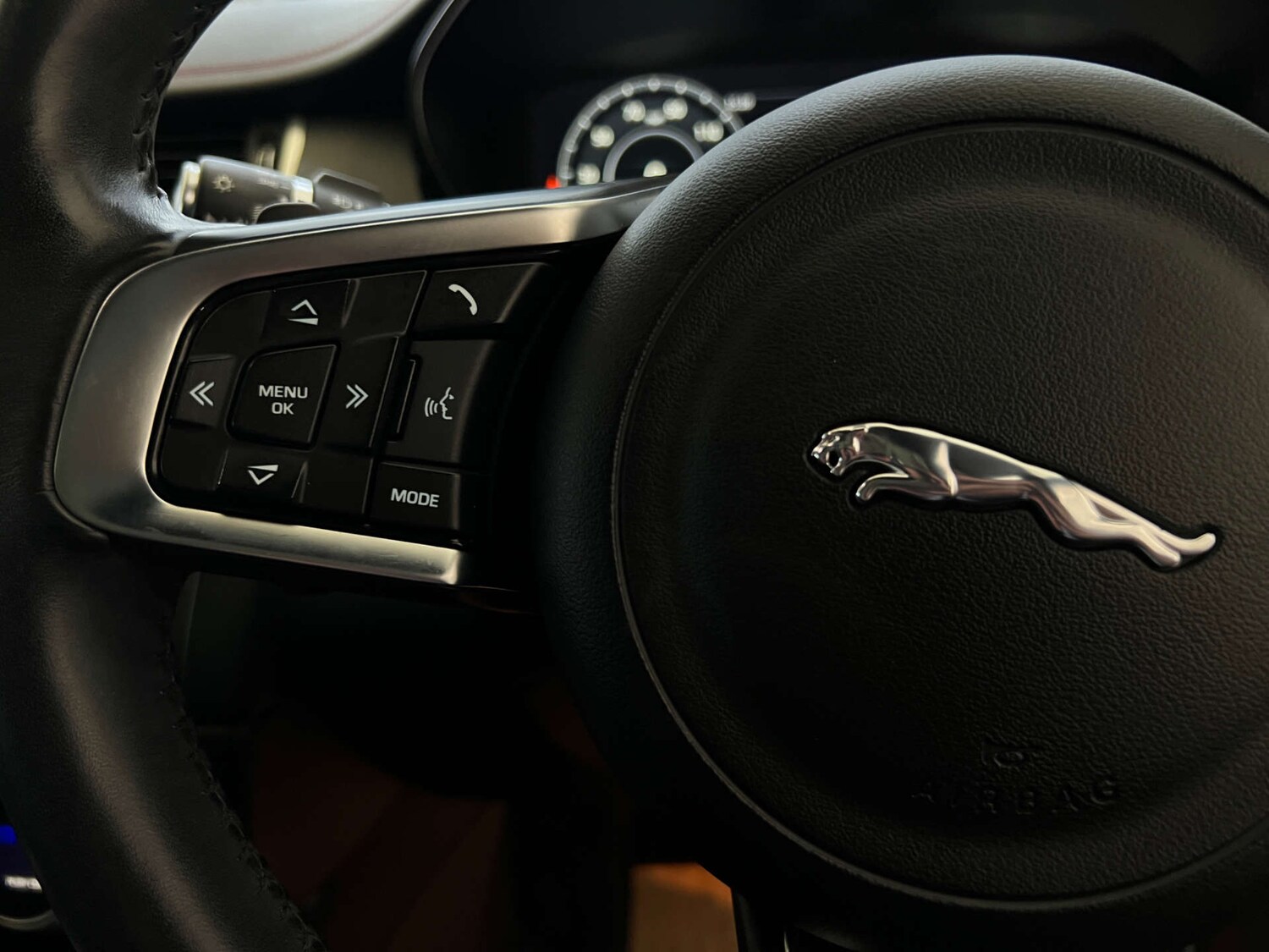 Used Jaguar E-Pace 2019 for sale - 77535068: Photo 11