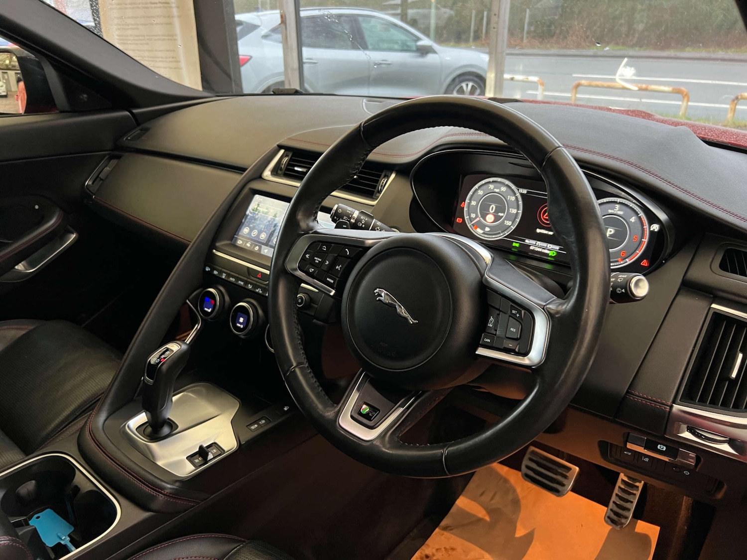 Used Jaguar E-Pace 2019 for sale - 77535068: Photo 9