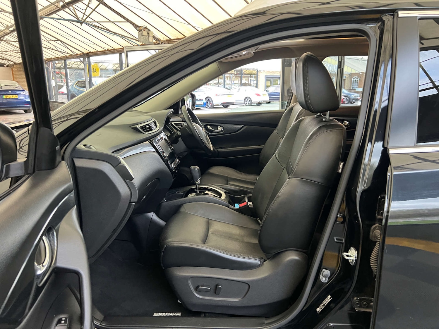 Used Nissan X-Trail 2017 for sale - 76339951: Photo 24