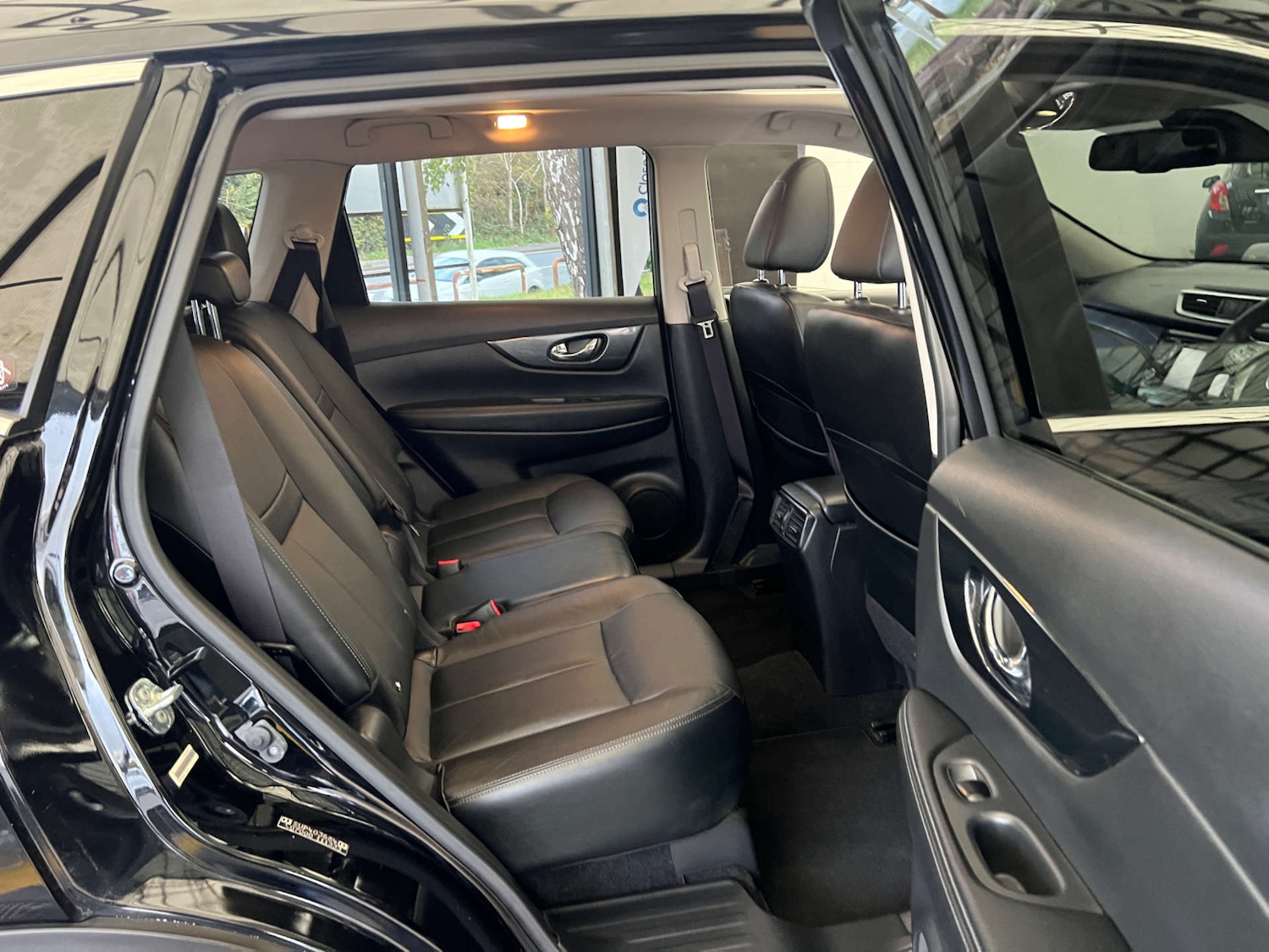 Used Nissan X-Trail 2017 for sale - 76339951: Photo 31