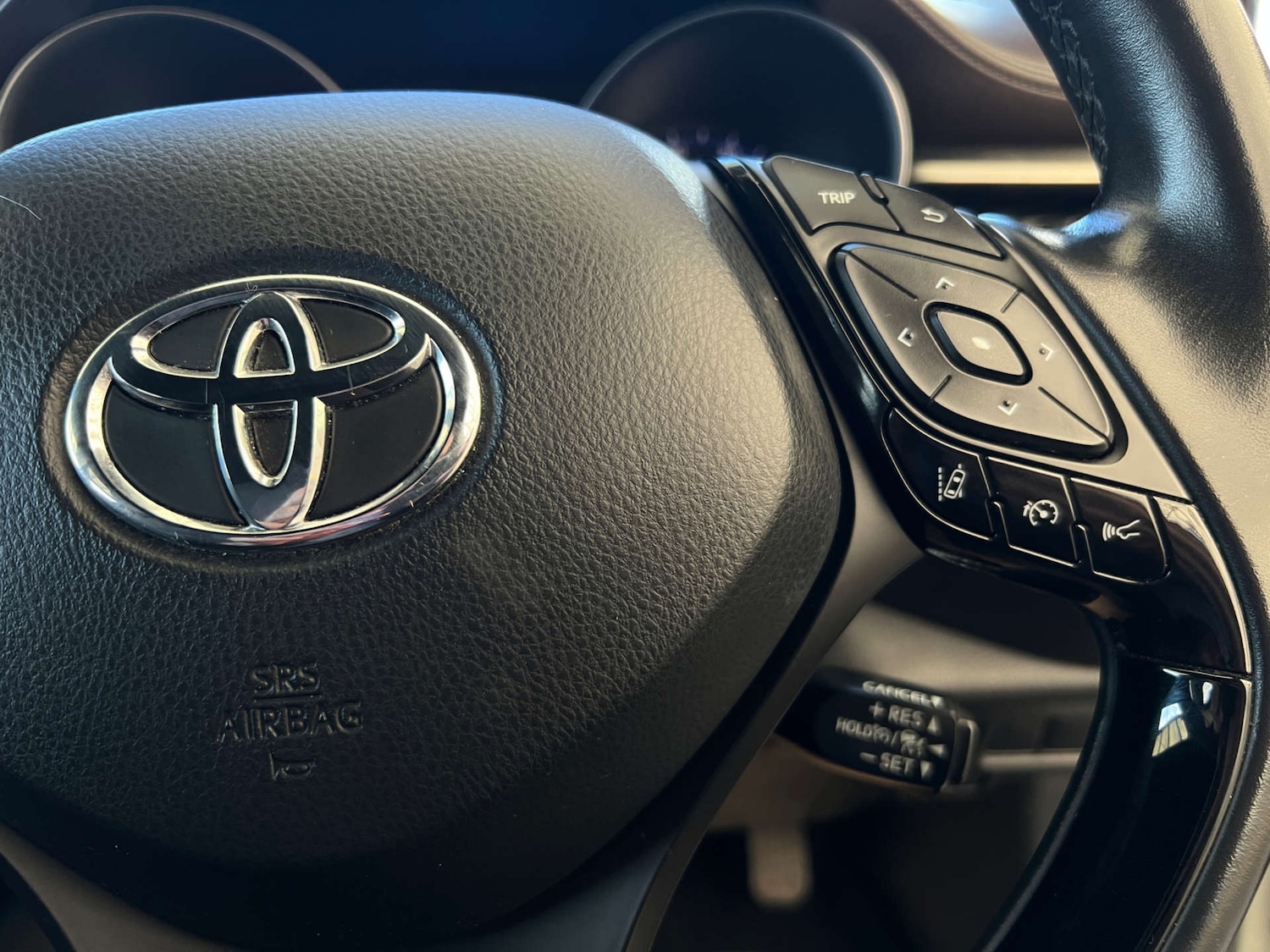 Used Toyota C-HR 2017 for sale - 77844642: Photo 16