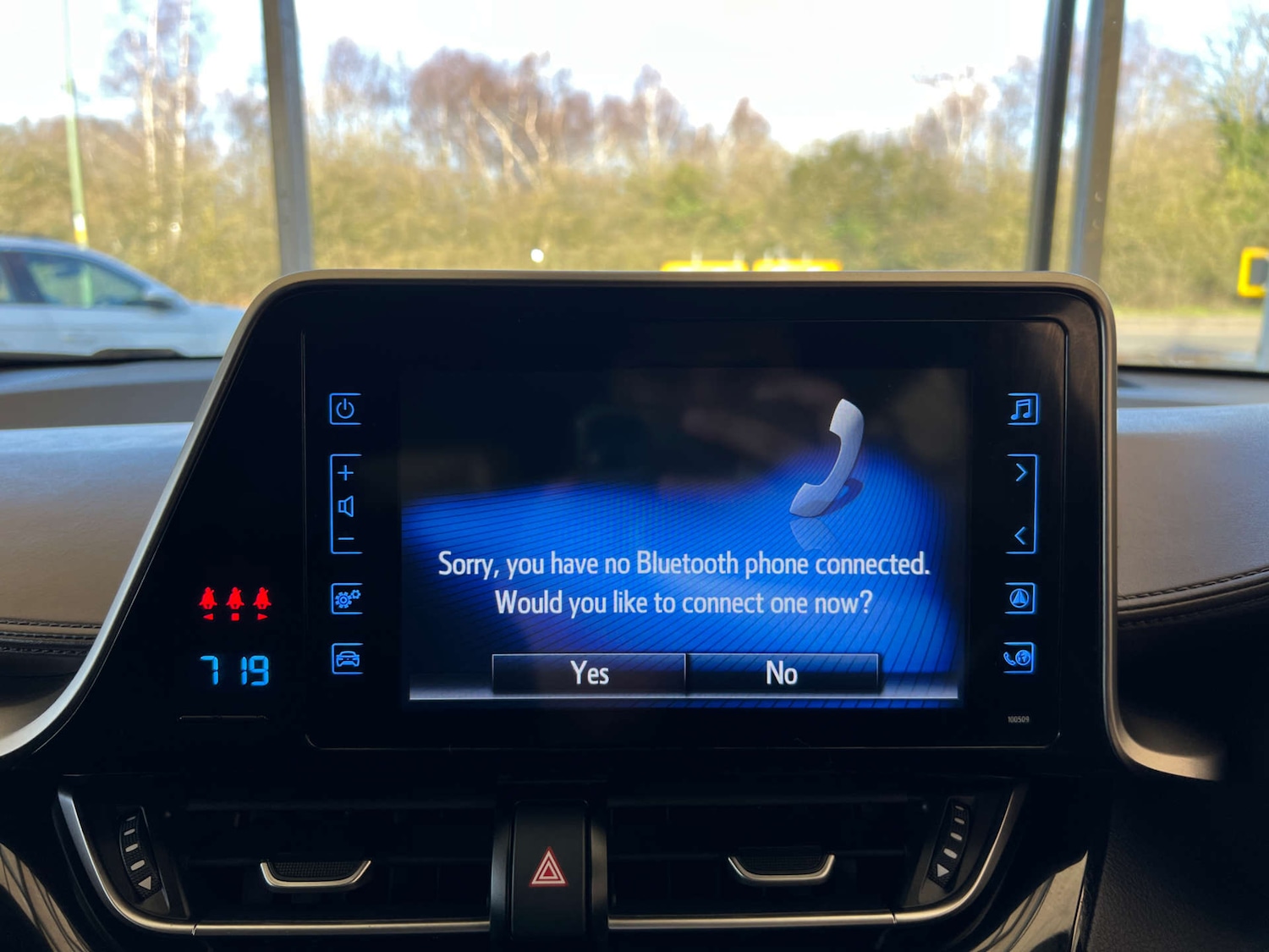 Used Toyota C-HR 2017 for sale - 77844642: Photo 19