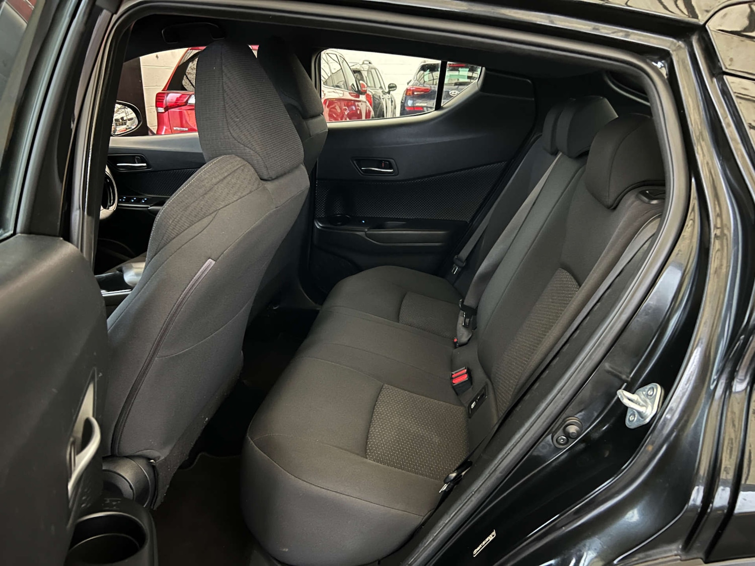 Used Toyota C-HR 2017 for sale - 77446393: Photo 25