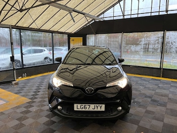 Used Toyota C-HR 2017 for sale - 77446393: Photo