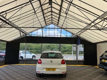 Used Volkswagen Polo 2017 for sale - 79393368: Photo