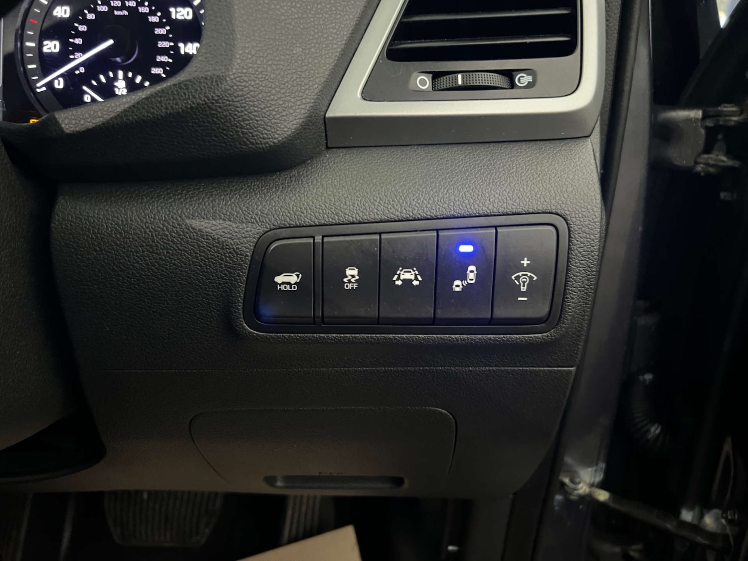 Used Hyundai TUCSON 2017 for sale - 76669807: Photo 11