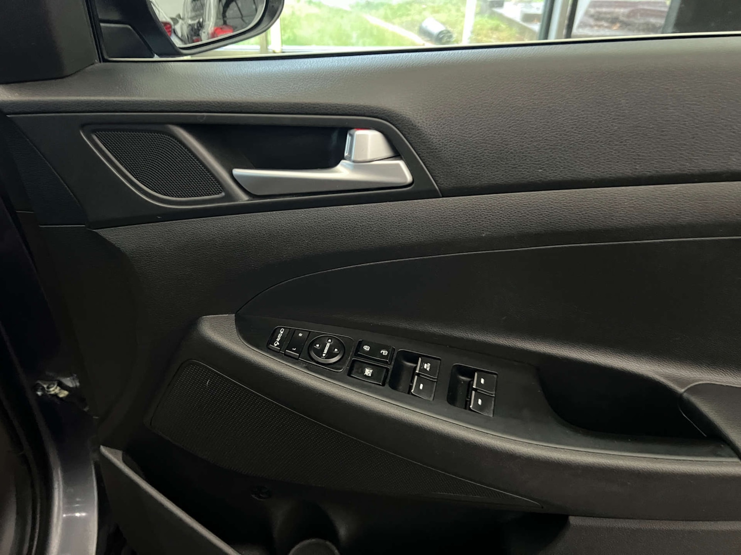 Used Hyundai TUCSON 2017 for sale - 76669807: Photo 12