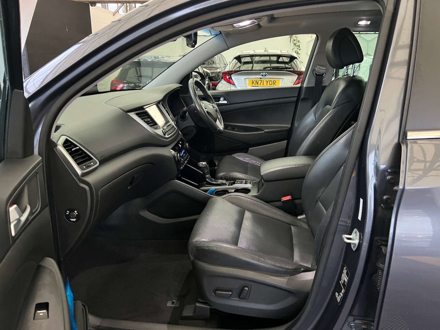 Used Hyundai TUCSON 2017 for sale - 76669807: Photo 26