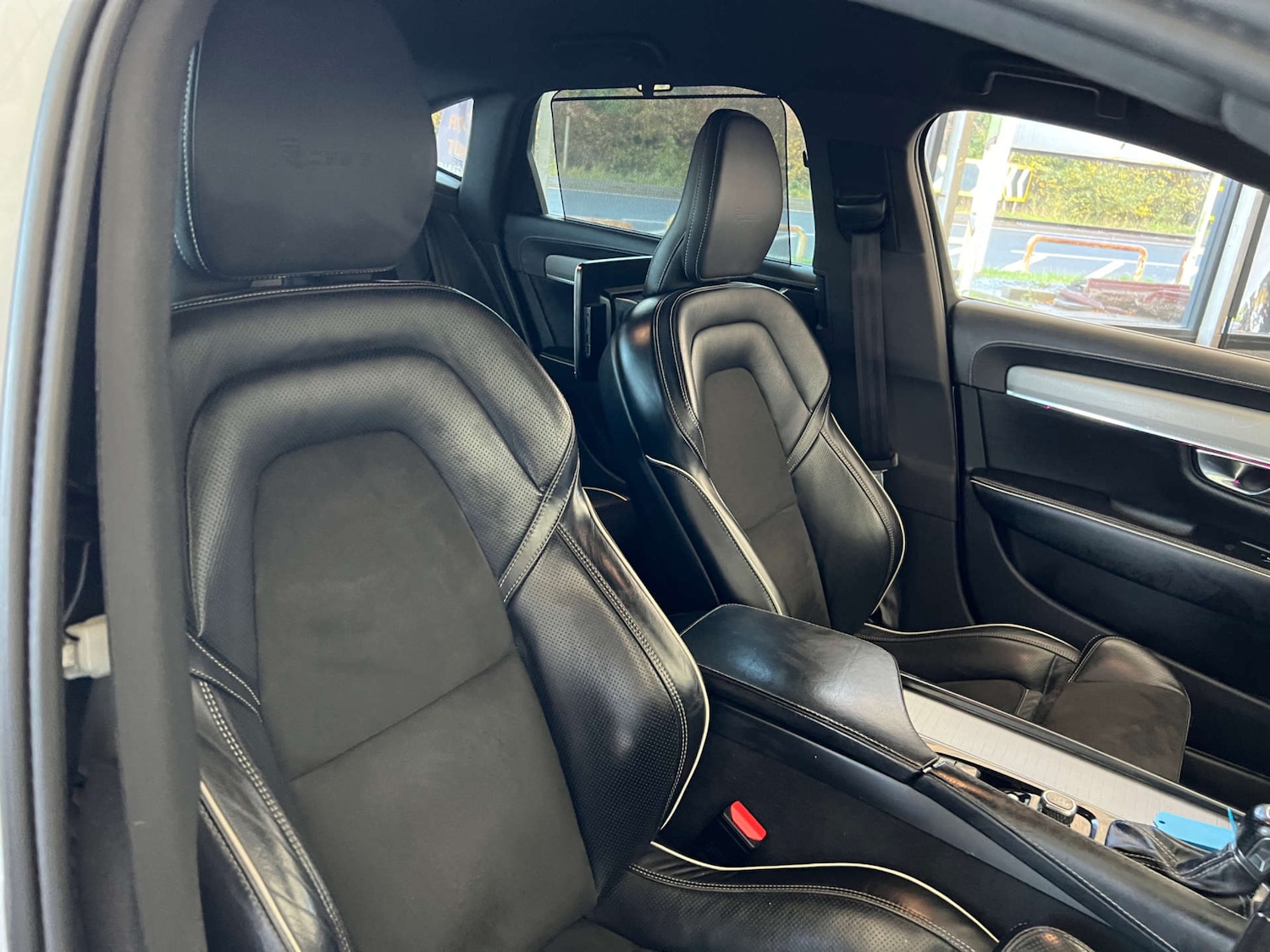 Used Volvo S90 2018 for sale - 76375875: Photo 10