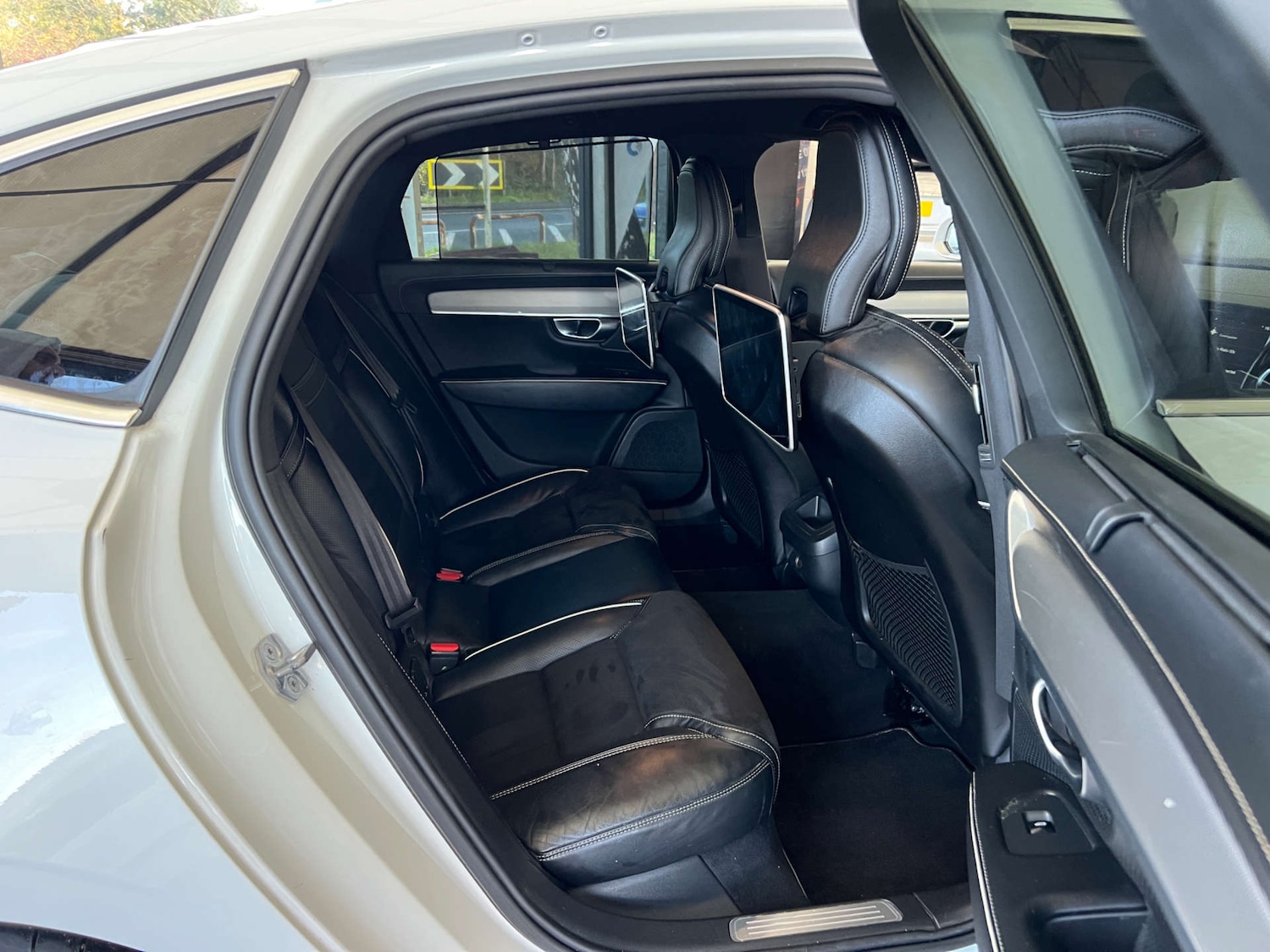 Used Volvo S90 2018 for sale - 76375875: Photo 30