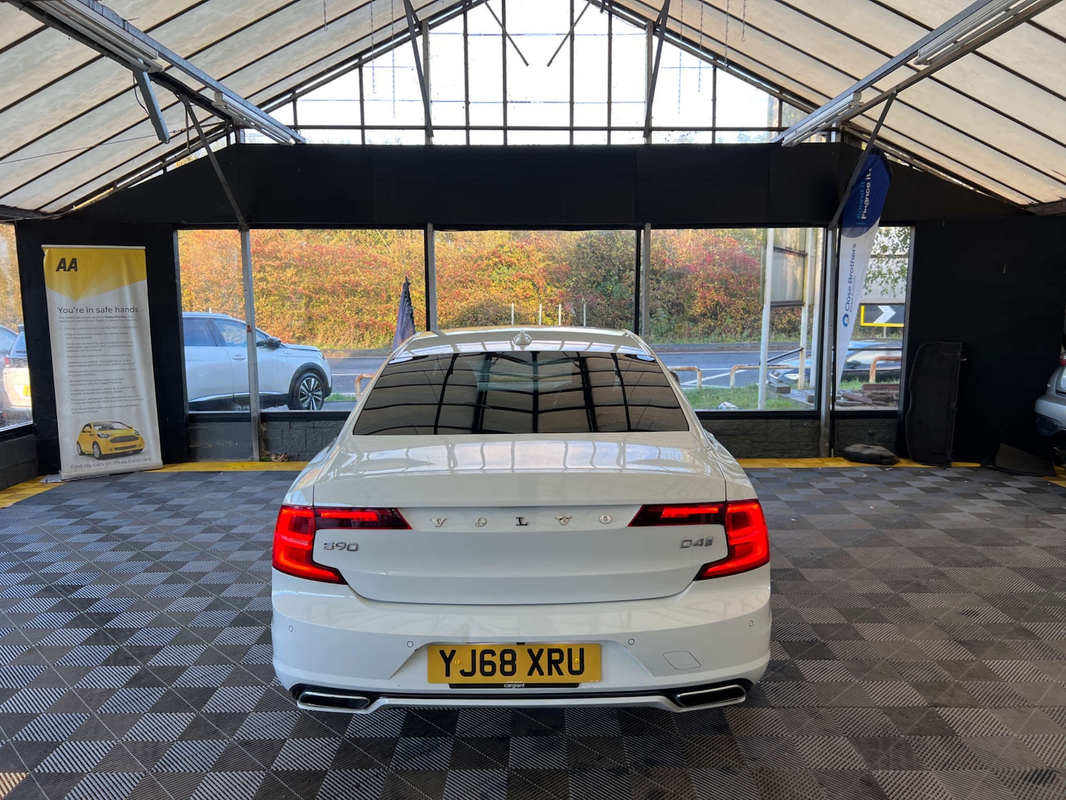 Used Volvo S90 2018 for sale - 76375875: Photo 6