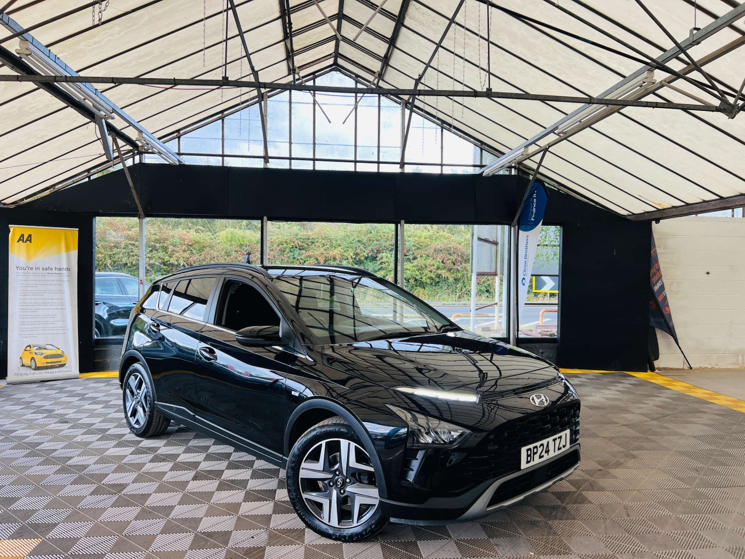 Used Hyundai BAYON 2024 for sale - 76830967: Photo 1