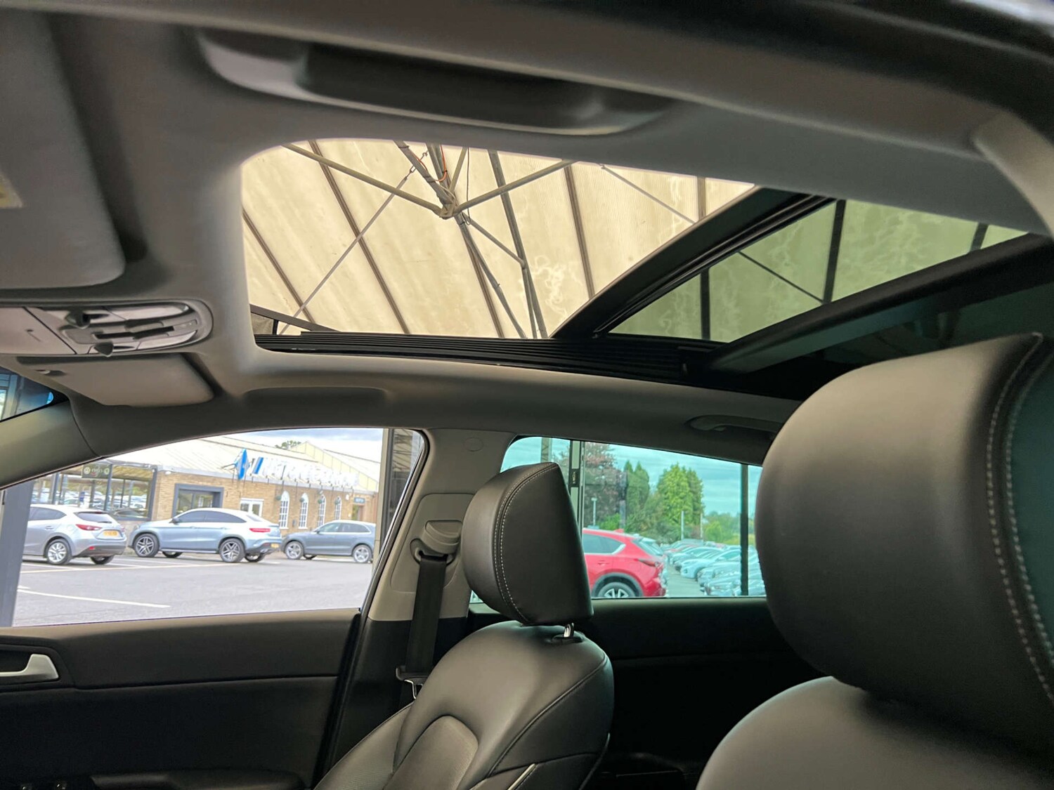 Used Kia Sportage 2018 for sale - 76205340: Photo 29