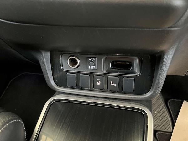 Used Mitsubishi Outlander 2017 for sale - 76231915: Photo 16