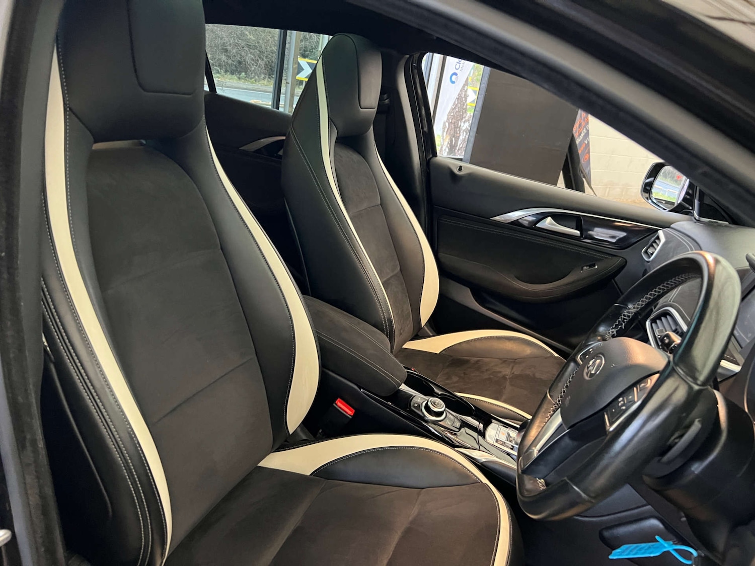 Used Infiniti Q30 2017 for sale - 76477430: Photo 10