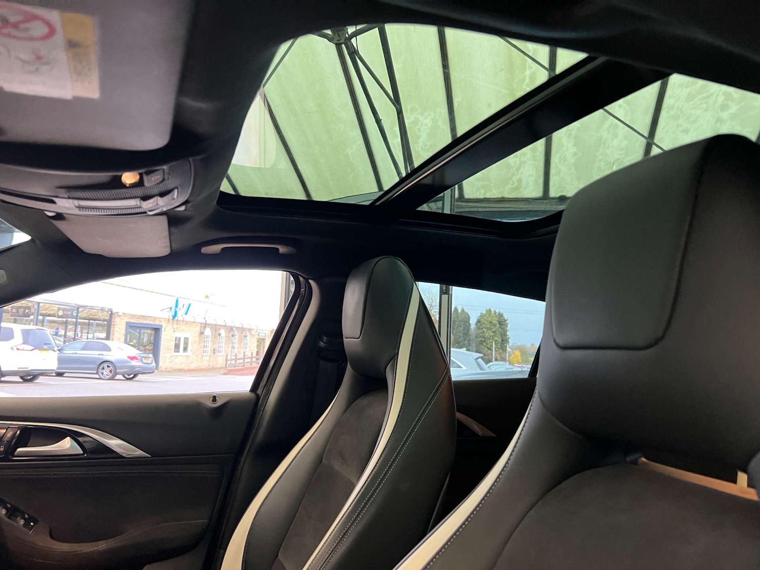 Used Infiniti Q30 2017 for sale - 76477430: Photo 26