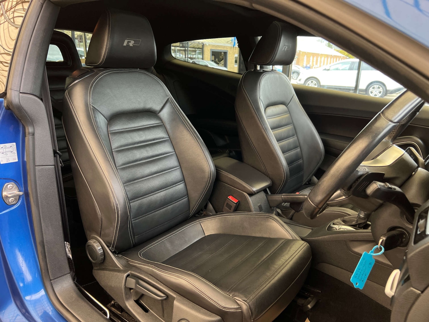 Used Volkswagen Scirocco 2016 for sale - 77975417: Photo 9