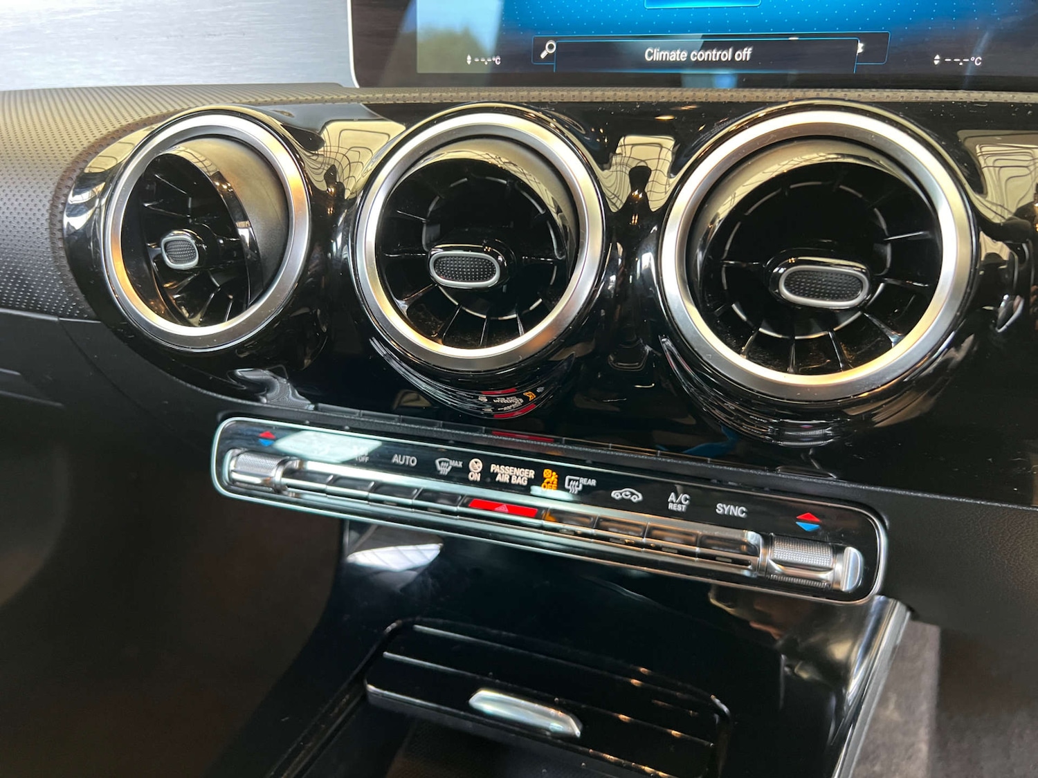 Used Mercedes-Benz A-Class 2018 for sale - 76411996: Photo 19