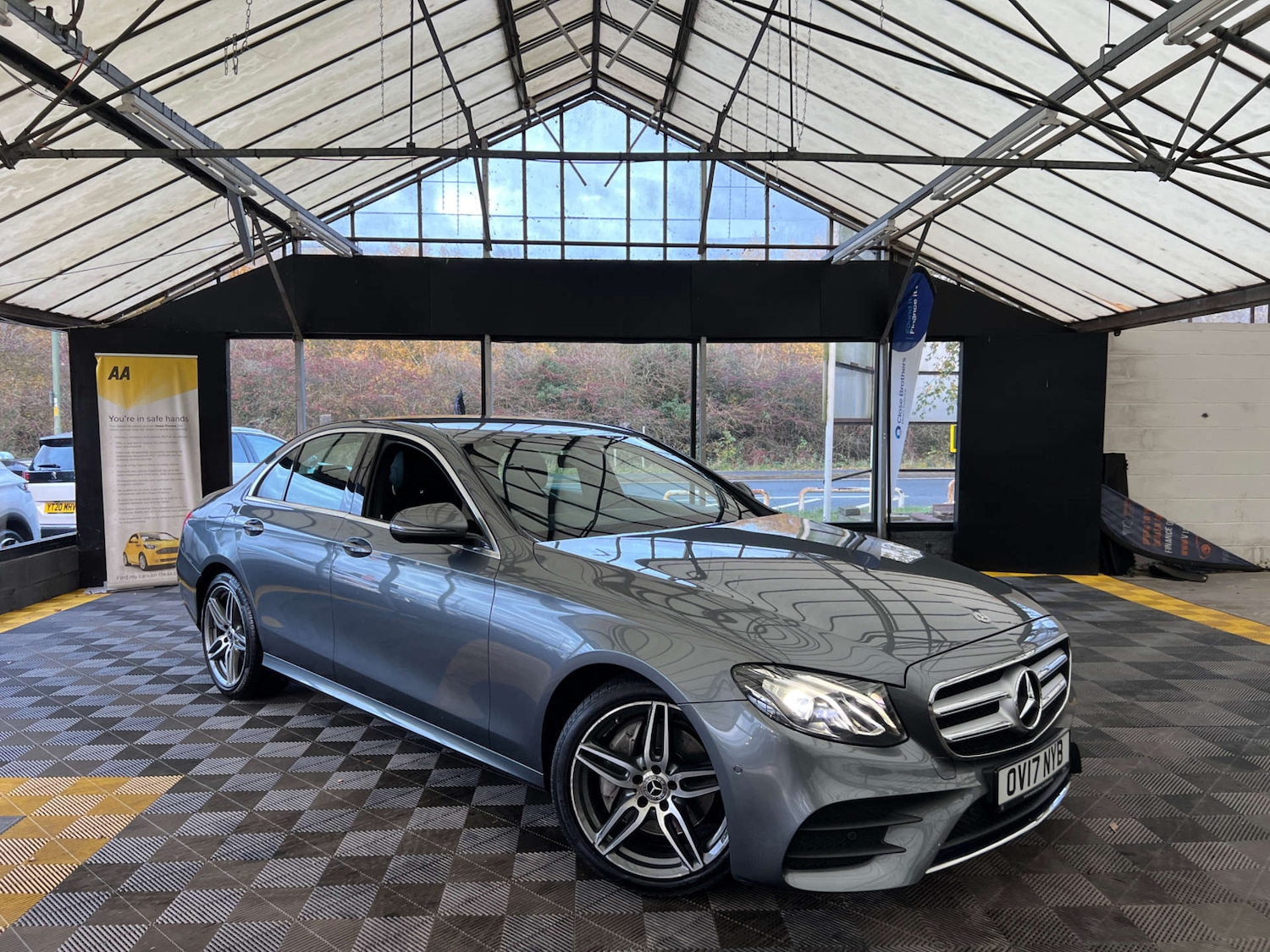 Used Mercedes-Benz E Class 2017 for sale - 76520321: Photo 1