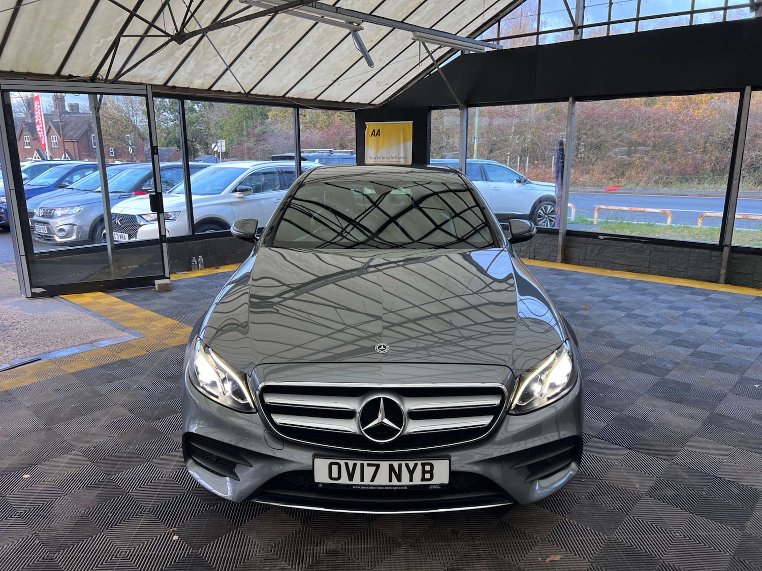 Used Mercedes-Benz E Class 2017 for sale - 76520321: Photo 3