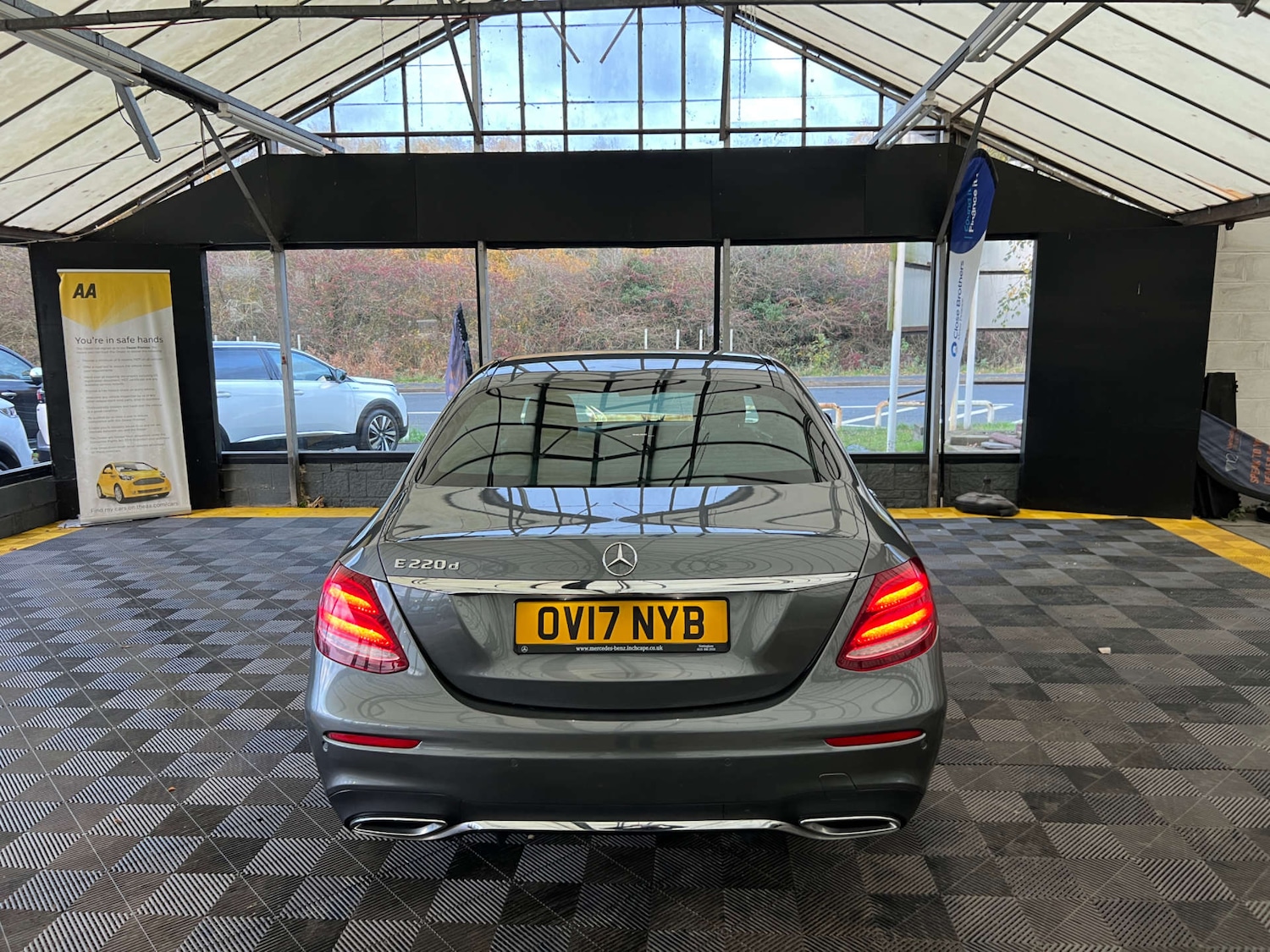 Used Mercedes-Benz E Class 2017 for sale - 76520321: Photo 7