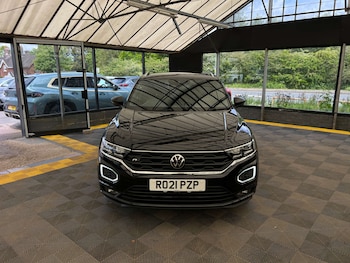Used Volkswagen T-Roc 2021 for sale - 78621345: Photo