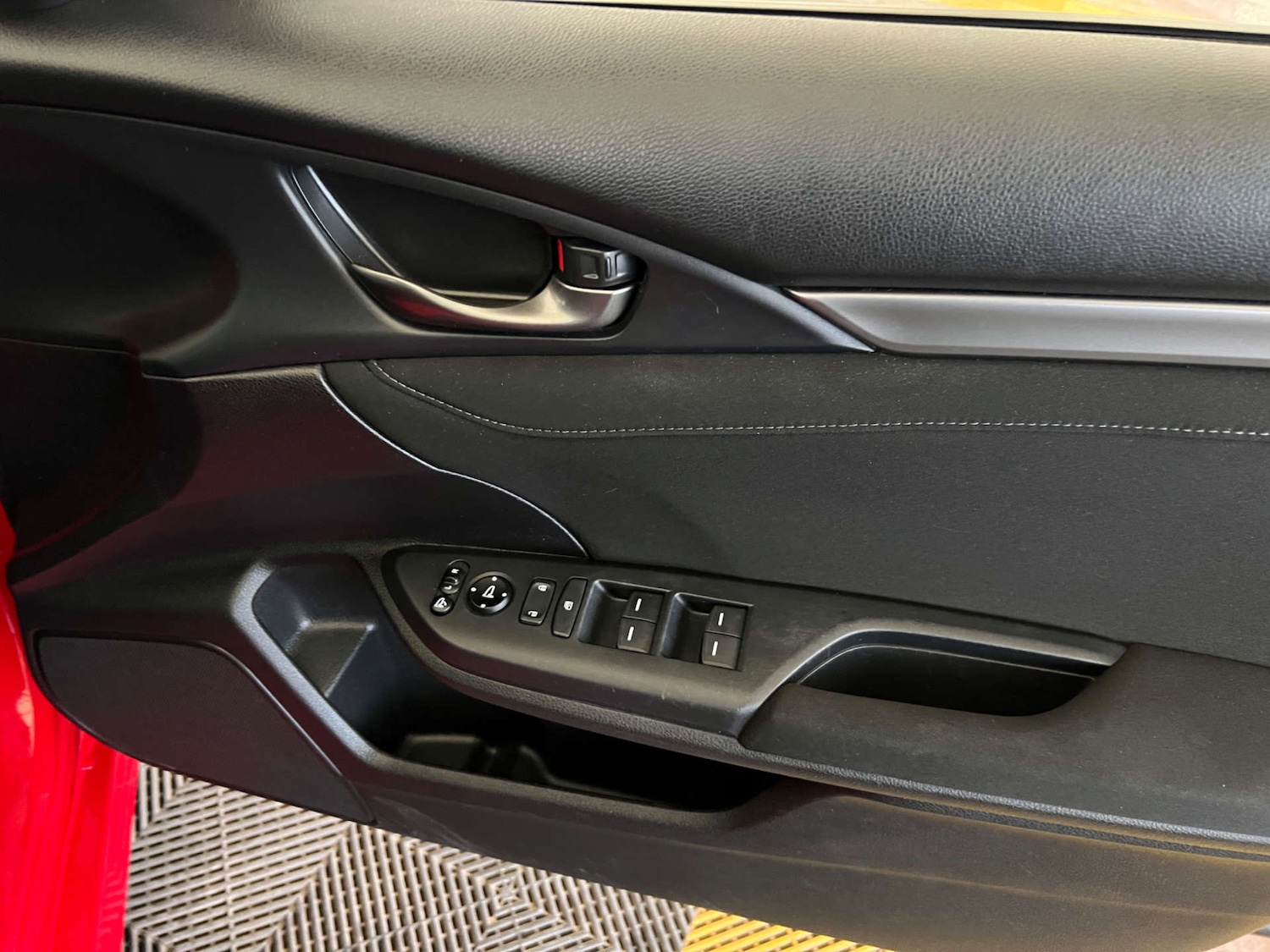 Used Honda Civic 2017 for sale - 77038509: Photo 13