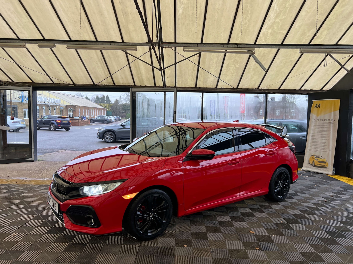 Used Honda Civic 2017 for sale - 77038509: Photo 4