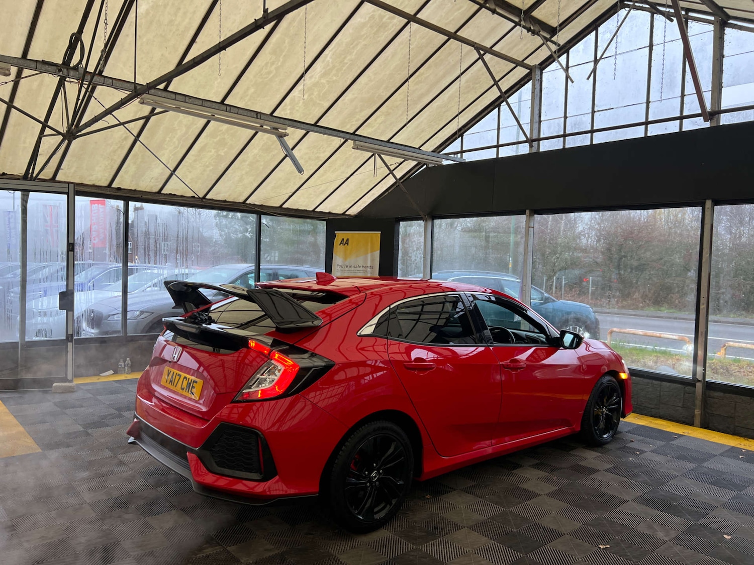 Used Honda Civic 2017 for sale - 77038509: Photo 5