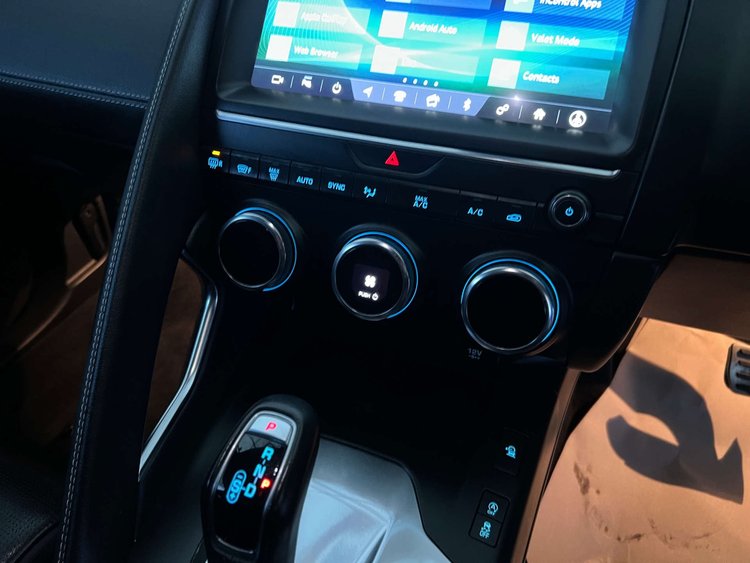 Used Jaguar E-Pace 2018 for sale - 77053559: Photo 19