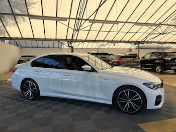Used BMW 3 Series 2021 for sale - 79407454: Photo