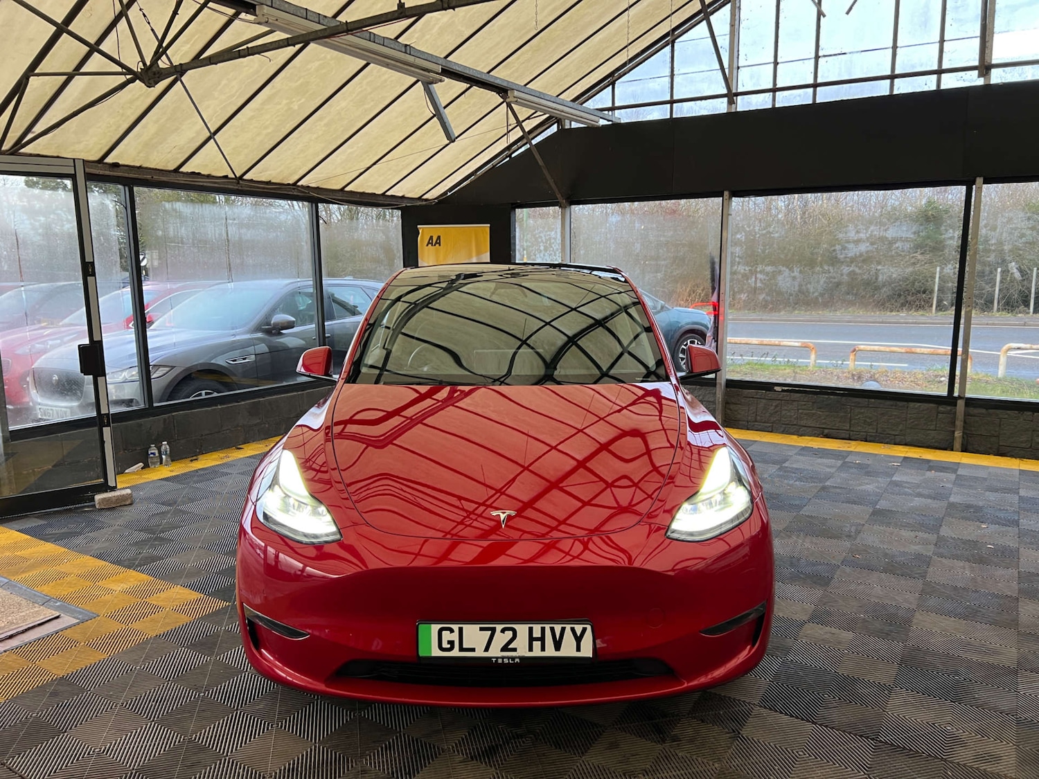 Used Tesla Model Y 2022 for sale - 77205130: Photo 2