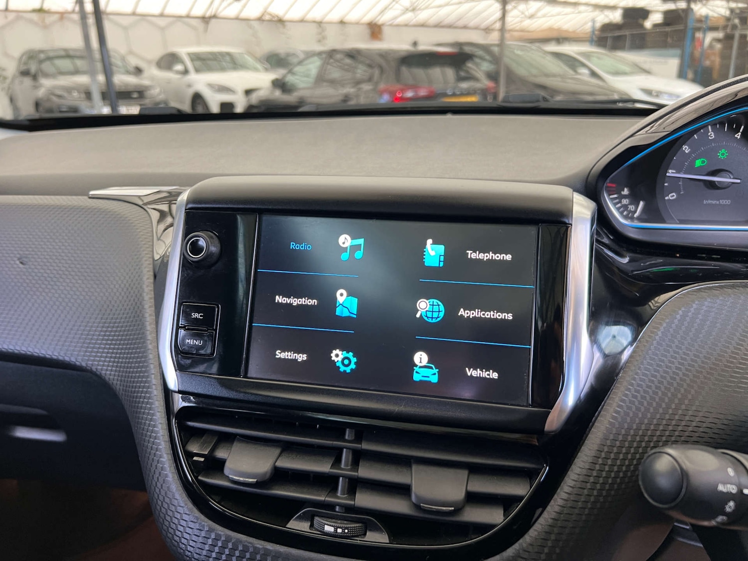 Used Peugeot 2008 2018 for sale - 76437858: Photo 18