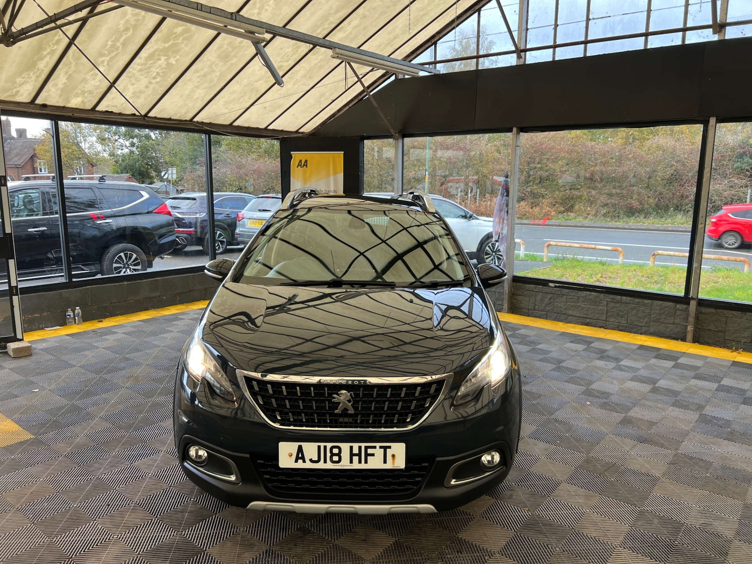 Used Peugeot 2008 2018 for sale - 76437858: Photo 3