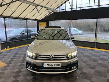 Used Volkswagen Tiguan 2016 for sale - 77224779: Photo