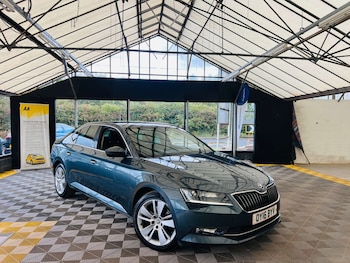 Used Skoda Superb 2016 for sale - 75701480: Photo