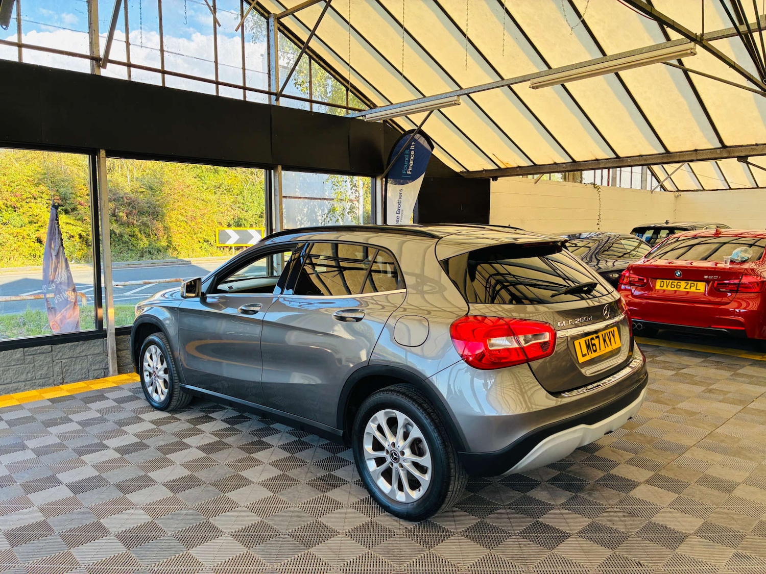 Used Mercedes-Benz GLA 2017 for sale - 76277889: Photo 6