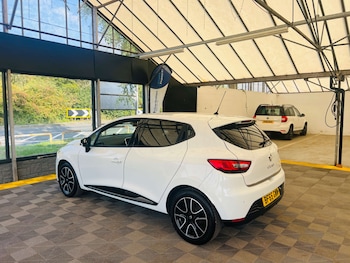 Used Renault Clio 2015 for sale - 75581895: Photo