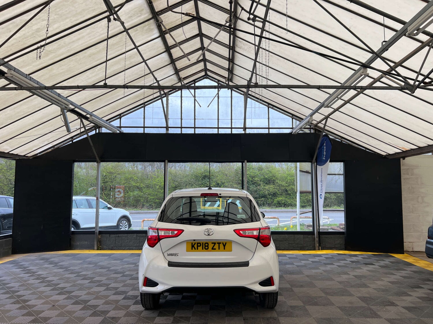 Used Toyota Yaris 2018 for sale - 78106694: Photo 8