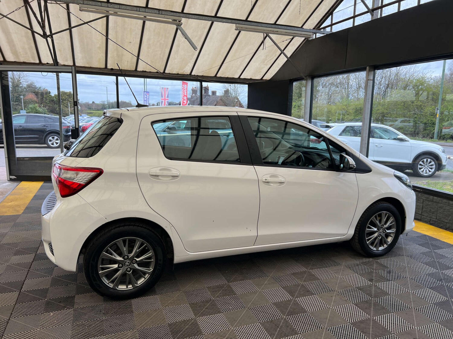 Used Toyota Yaris 2018 for sale - 78106694: Photo 9