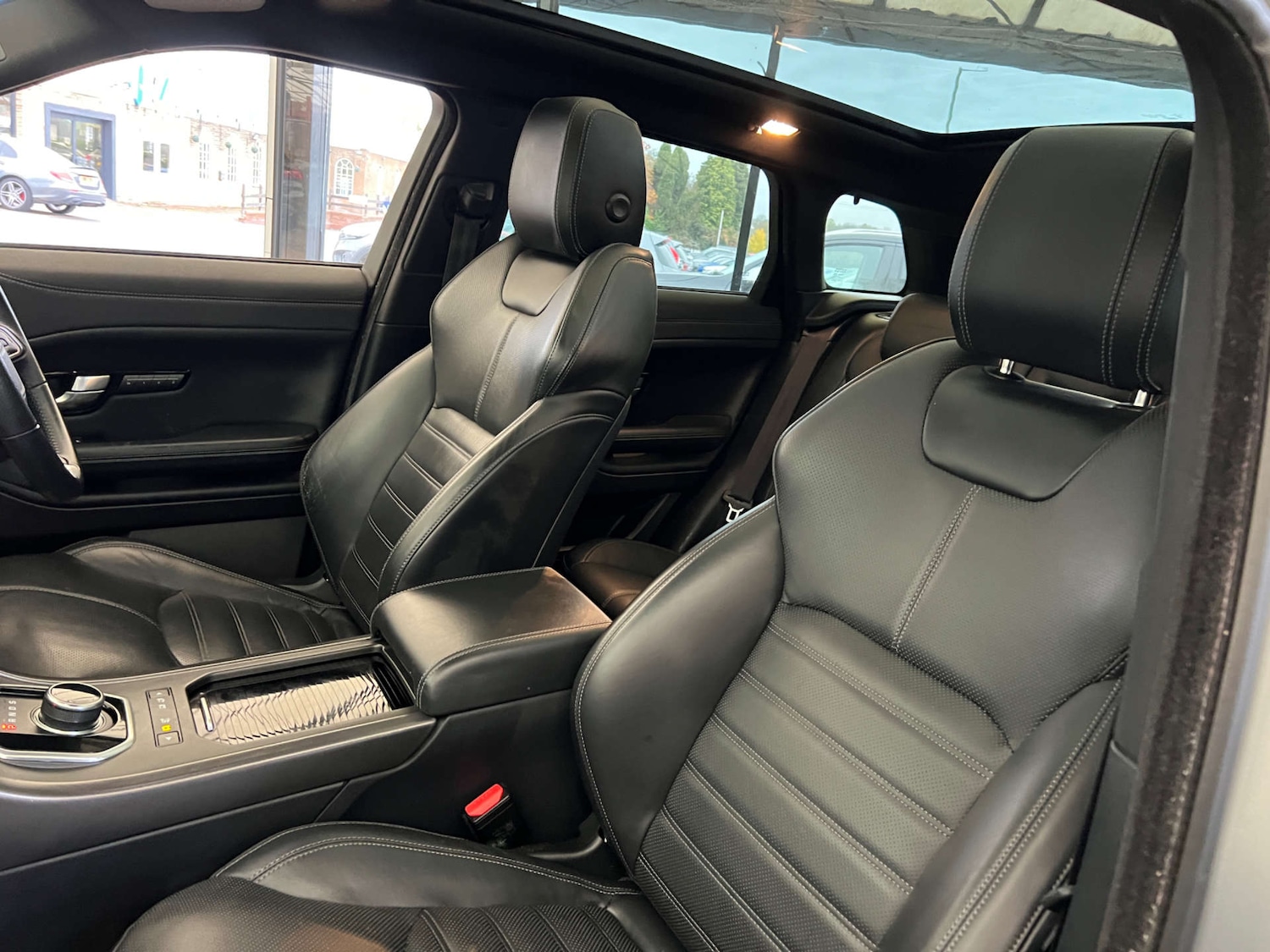 Used Land Rover Range Rover Evoque 2018 for sale - 76477421: Photo 26