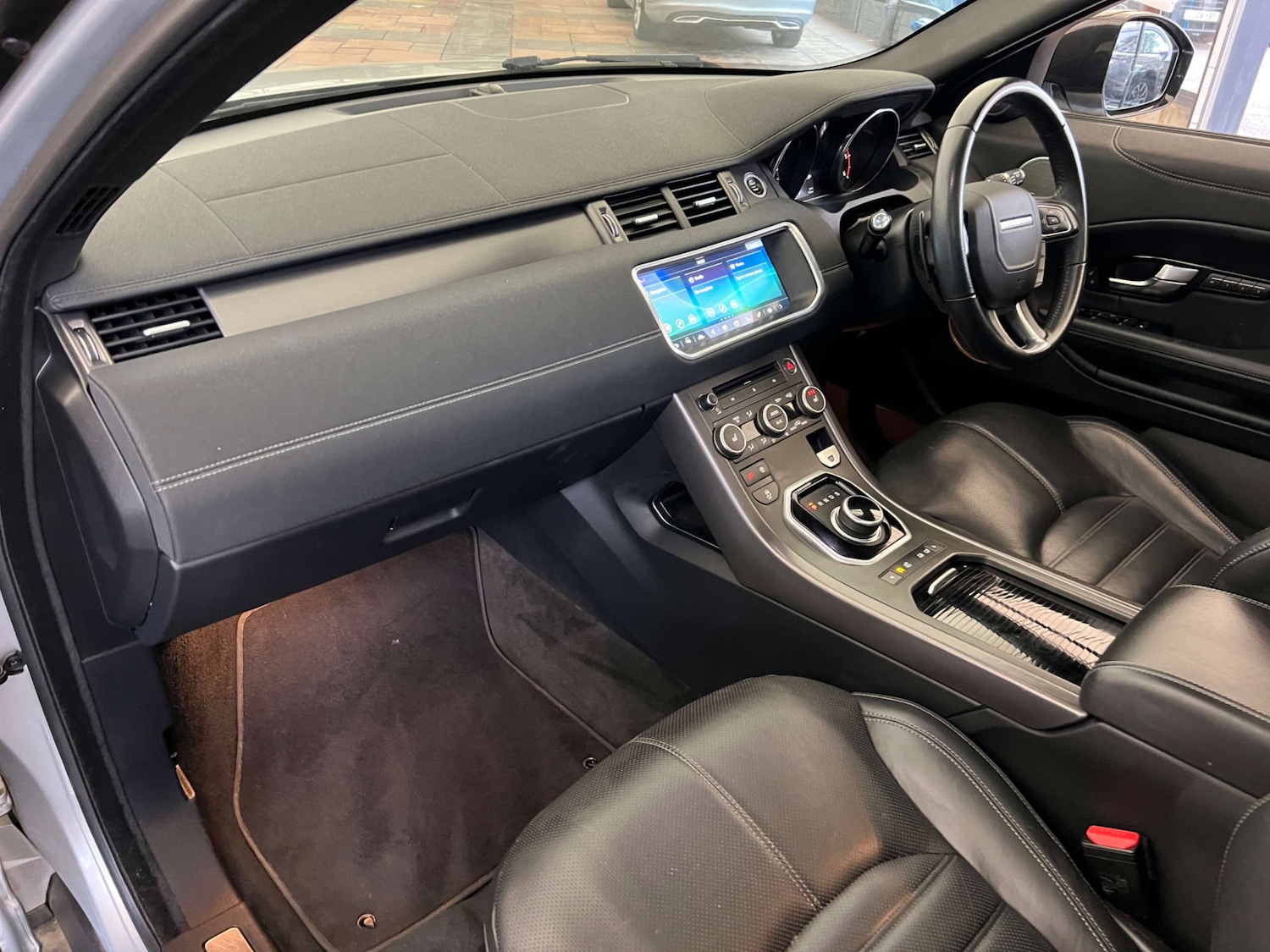 Used Land Rover Range Rover Evoque 2018 for sale - 76477421: Photo 29