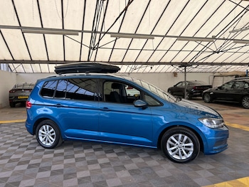 Used Volkswagen Touran 2019 for sale - 79556825: Photo