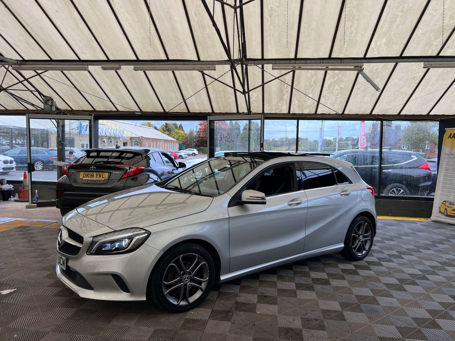 Used Mercedes-Benz A-Class 2018 for sale - 76595222: Photo 4