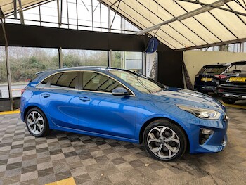 Used Kia Ceed 2019 for sale - 77880484: Photo