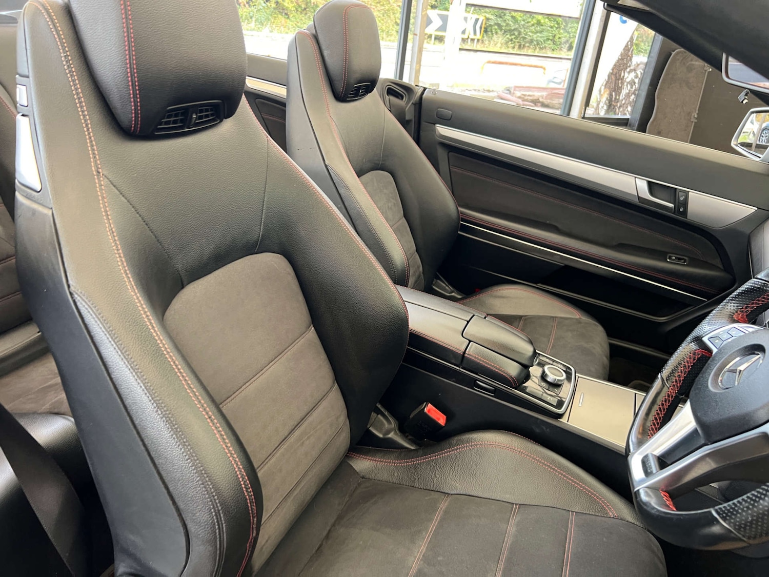 Used Mercedes-Benz E-Class 2015 for sale - 76045325: Photo 16