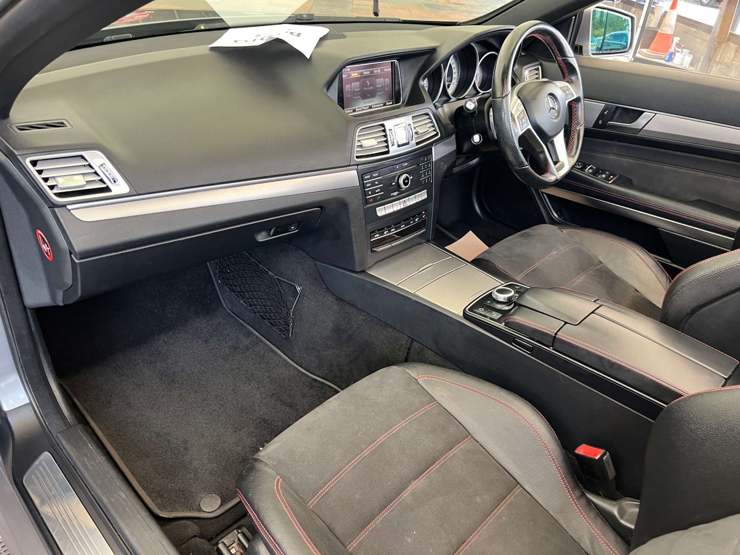 Used Mercedes-Benz E-Class 2015 for sale - 76045325: Photo 30
