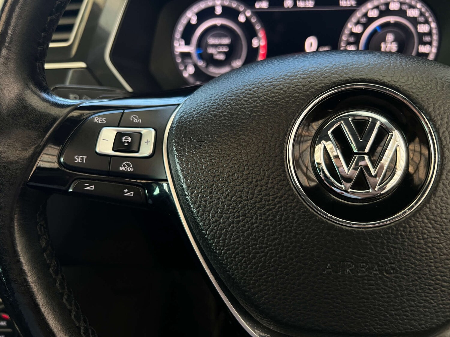 Used Volkswagen Tiguan 2017 for sale - 77750333: Photo 15