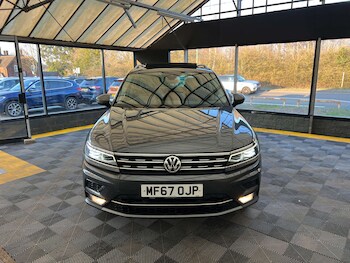Used Volkswagen Tiguan 2017 for sale - 77750333: Photo