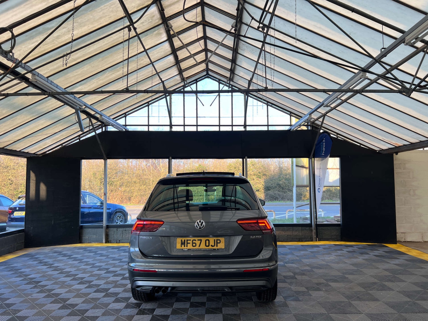 Used Volkswagen Tiguan 2017 for sale - 77750333: Photo 8